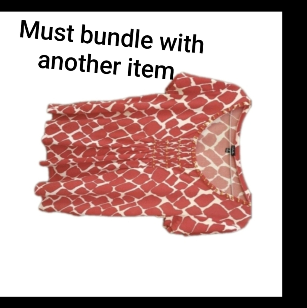 📌MUST BUNDLE 📌SALE$3.00🩸Rafaella Top Orange/White Read DESCRIPTION